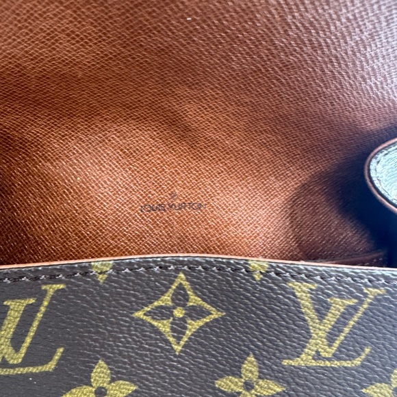 Auth Louis Vuitton Brown Monogram LV Saint Cloud Crossbody Bag PM Vintage - Picture 14 of 16